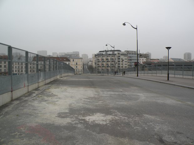  pont sur les voies ferrées